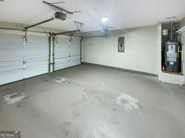 153 Wallnut Hall Circle, Woodstock, GA 30189