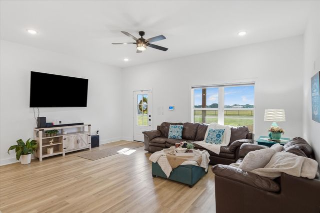 12608 CR 499, Lindale, TX 75771