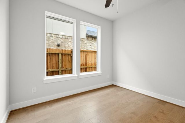 16907 Warm Glow Court, Hockley, TX 77447