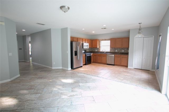 115 GLADESDOWN COURT, Deland, FL 32724
