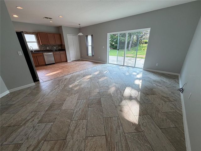 115 GLADESDOWN COURT, Deland, FL 32724