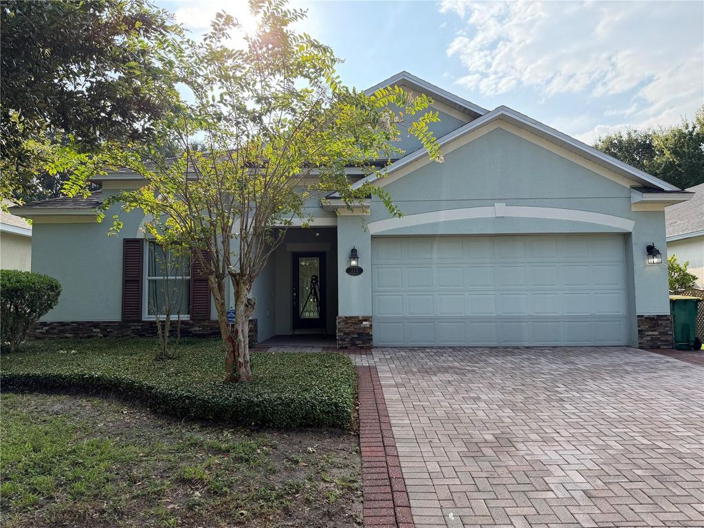 115 GLADESDOWN COURT, Deland, FL 32724