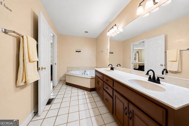 81 Valley Road, Colbert, GA 30628