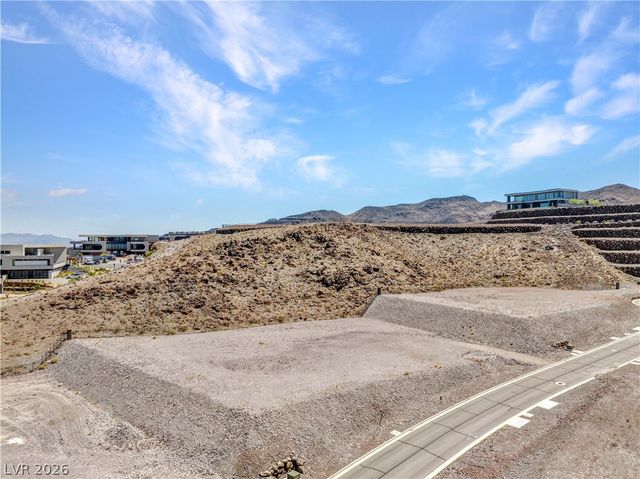 10 Horseshoe Rock Court, Henderson, NV 89012