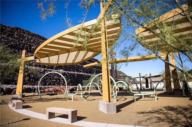 10 Horseshoe Rock Court, Henderson, NV 89012