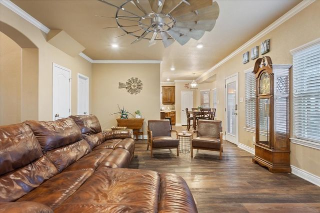 358 Violet Drive, Robinson, TX 76706