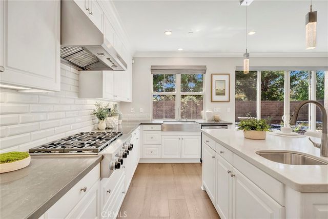 70 Kimbal, Irvine, CA 92620