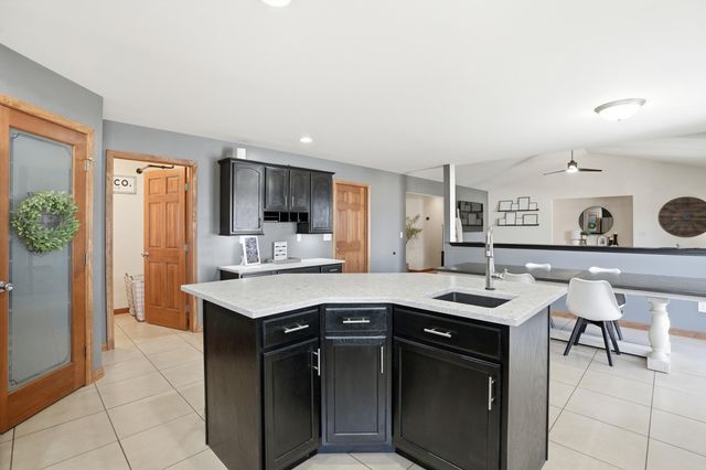 414 17th Street SE, Demotte, IN 46310