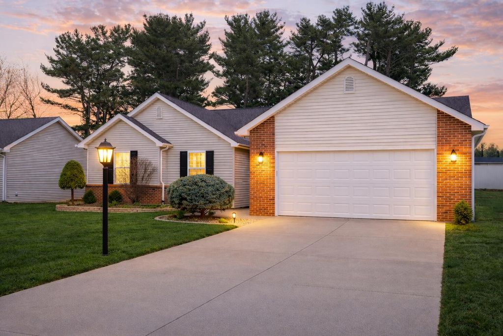 414 17th Street SE, Demotte, IN 46310