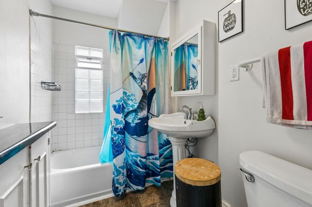 663 Van Buren Avenue, Saint Paul, MN 55104