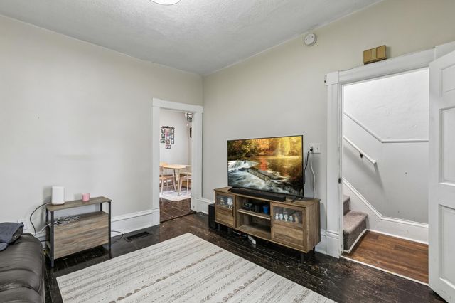 663 Van Buren Avenue, Saint Paul, MN 55104
