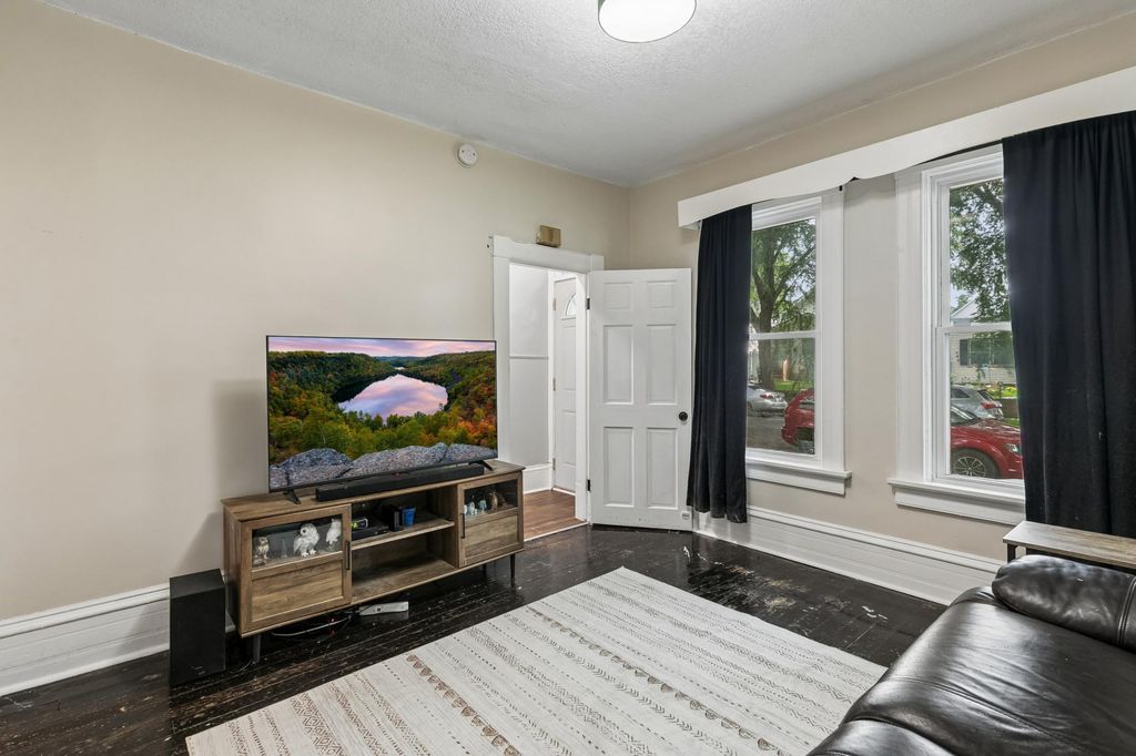 663 Van Buren Avenue, Saint Paul, MN 55104 — photo 3