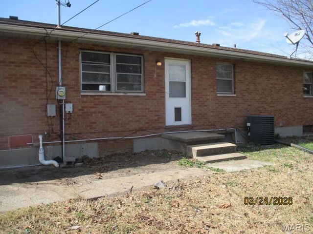 2905 Yale Drive, Granite City, IL 62040
