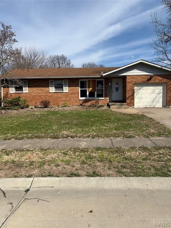 2905 Yale Drive, Granite City, IL 62040