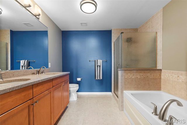 4909 Laclede Avenue 905, St Louis, MO 63108