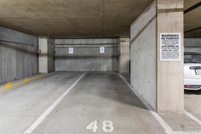 4909 Laclede Avenue 905, St Louis, MO 63108