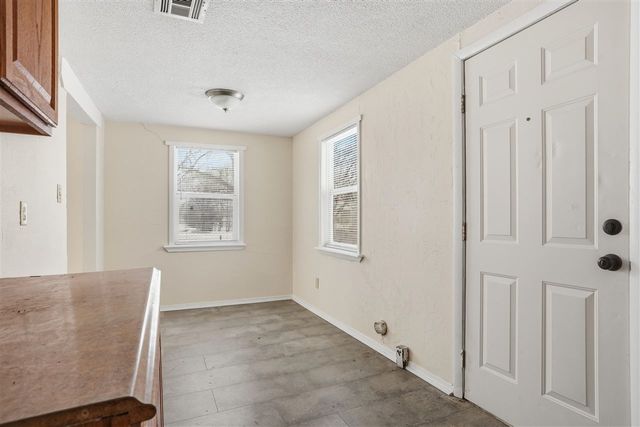 1901 SW Jefferson Ave, Lawton, OK 73501