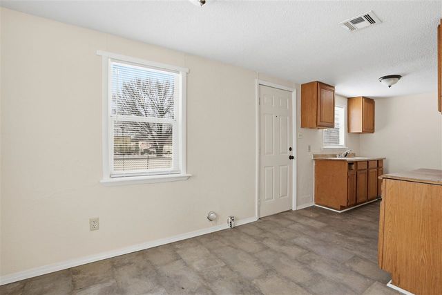 1901 SW Jefferson Ave, Lawton, OK 73501