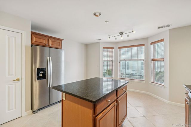 10 BRIDGE Lane, Haverstraw, NY 10927