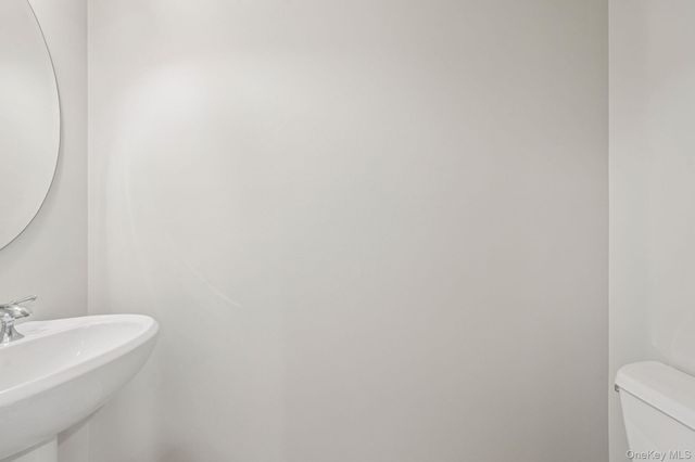 10 BRIDGE Lane, Haverstraw, NY 10927