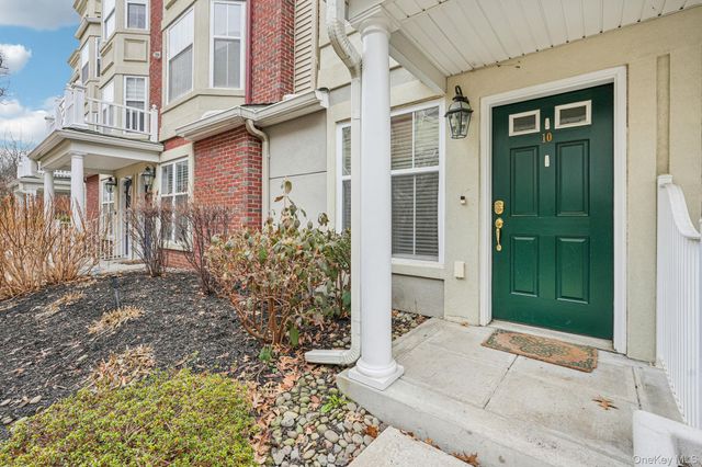 10 BRIDGE Lane, Haverstraw, NY 10927