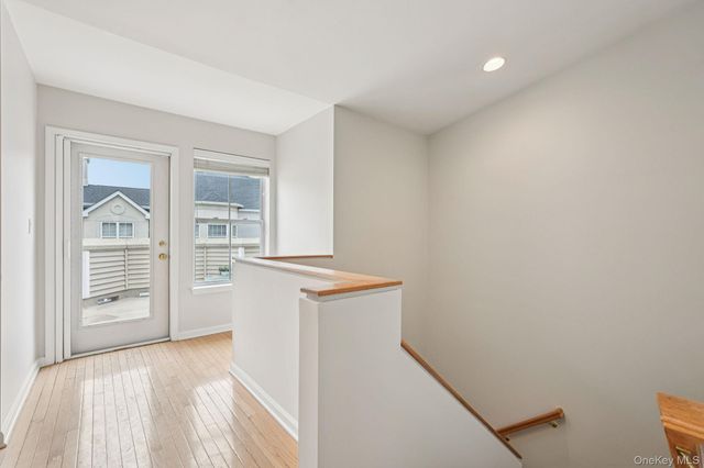 10 BRIDGE Lane, Haverstraw, NY 10927