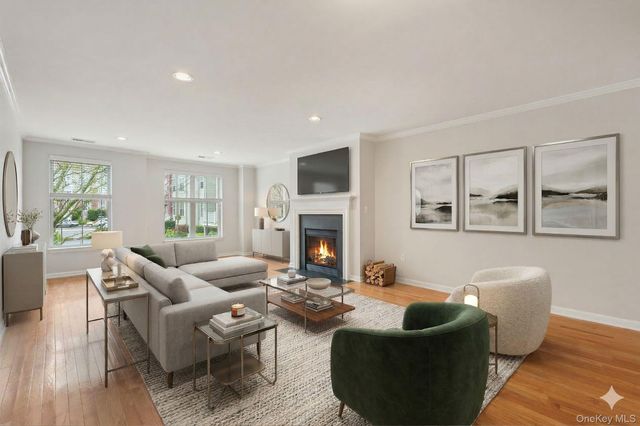 10 BRIDGE Lane, Haverstraw, NY 10927