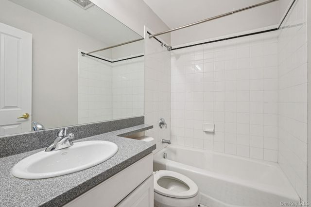 10 BRIDGE Lane, Haverstraw, NY 10927