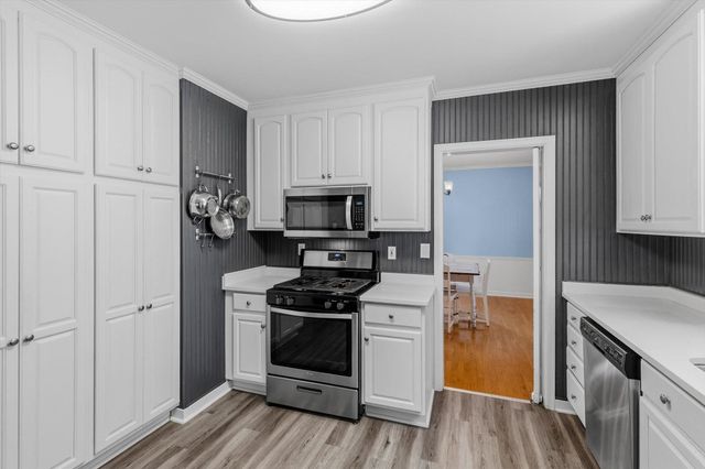 2301 Xerxes Avenue N, Golden Valley, MN 55422