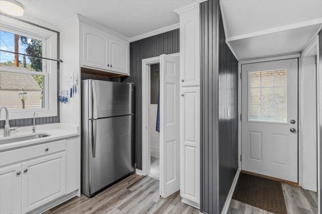 2301 Xerxes Avenue N, Golden Valley, MN 55422