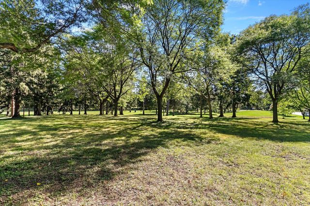 2301 Xerxes Avenue N, Golden Valley, MN 55422