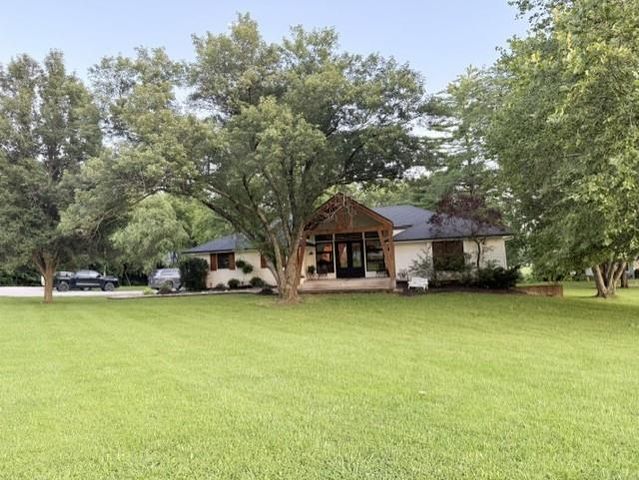 13901 Leavenworth Road, Basehor, KS 66007
