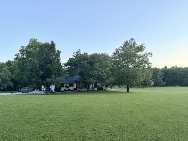 13901 Leavenworth Road, Basehor, KS 66007