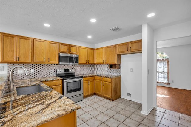 4007 Greenwood Drive, Pearland, TX 77584
