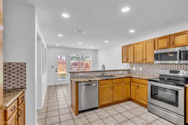 4007 Greenwood Drive, Pearland, TX 77584