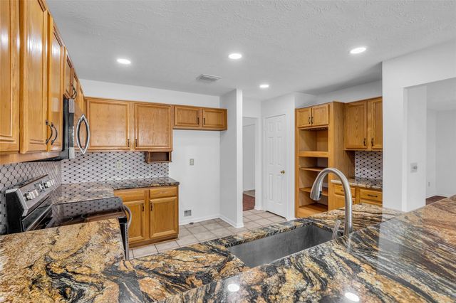 4007 Greenwood Drive, Pearland, TX 77584