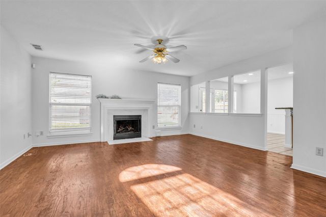 4007 Greenwood Drive, Pearland, TX 77584