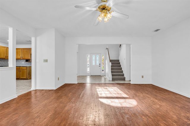 4007 Greenwood Drive, Pearland, TX 77584