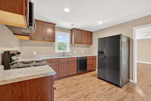 11914 Hogwood Rd, Milton, TN 37118