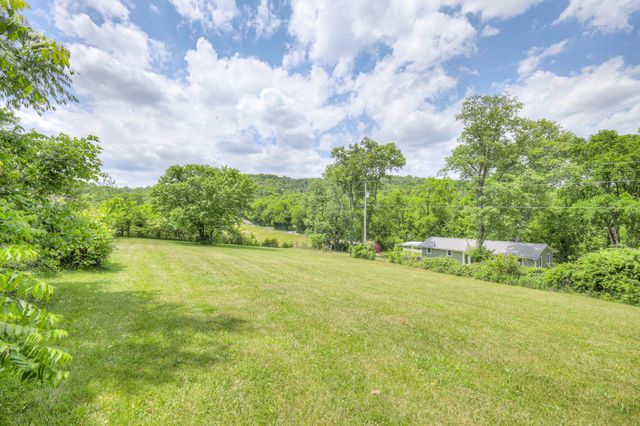 11914 Hogwood Rd, Milton, TN 37118