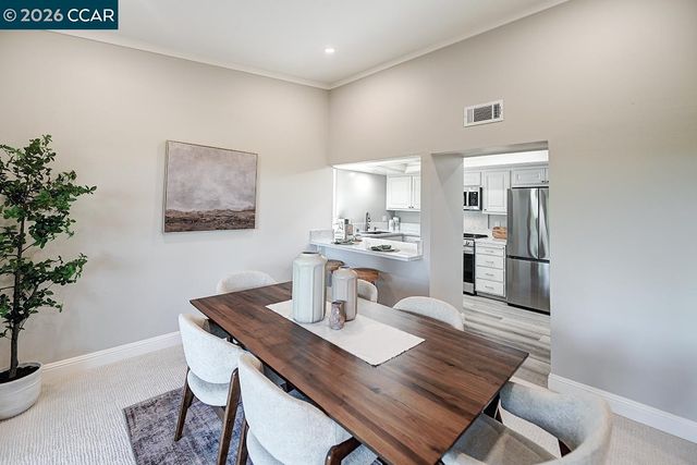 2625 Ptarmigan Dr 7, Walnut Creek, CA 94595