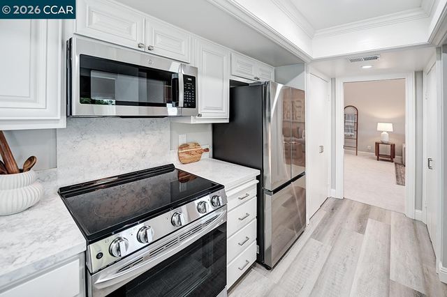 2625 Ptarmigan Dr 7, Walnut Creek, CA 94595