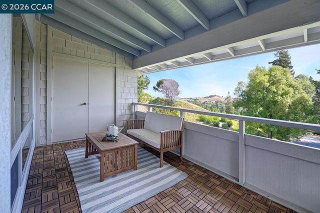 2625 Ptarmigan Dr 7, Walnut Creek, CA 94595