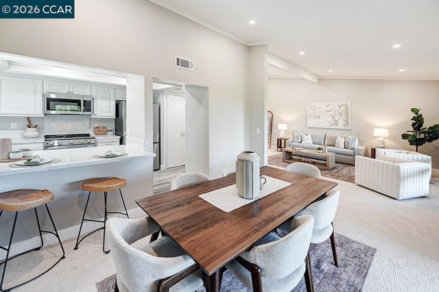 2625 Ptarmigan Dr 7, Walnut Creek, CA 94595