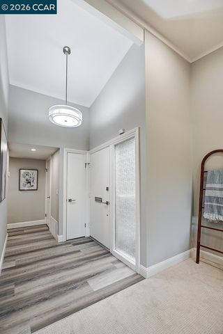 2625 Ptarmigan Dr 7, Walnut Creek, CA 94595