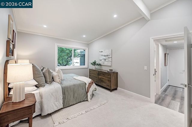 2625 Ptarmigan Dr 7, Walnut Creek, CA 94595