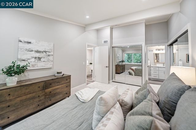 2625 Ptarmigan Dr 7, Walnut Creek, CA 94595