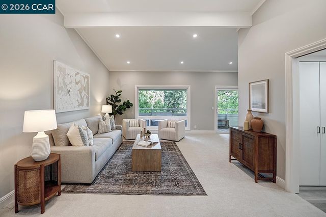 2625 Ptarmigan Dr 7, Walnut Creek, CA 94595