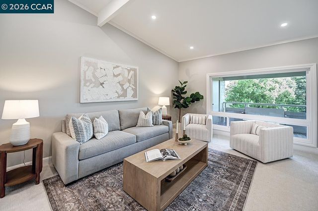 2625 Ptarmigan Dr 7, Walnut Creek, CA 94595