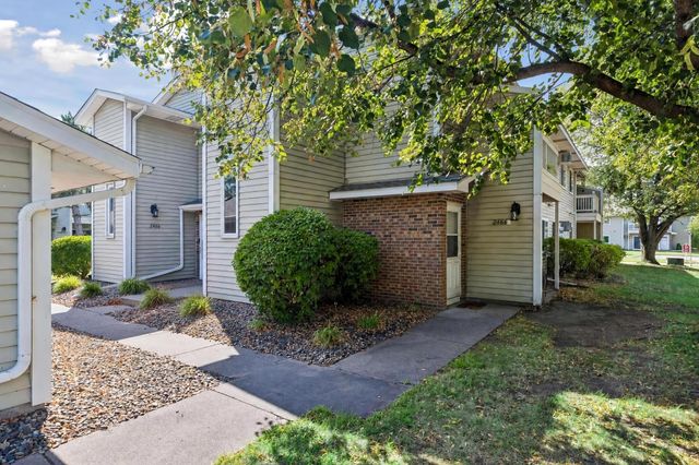 2466 Cobble Hill Alcove A, Woodbury, MN 55125